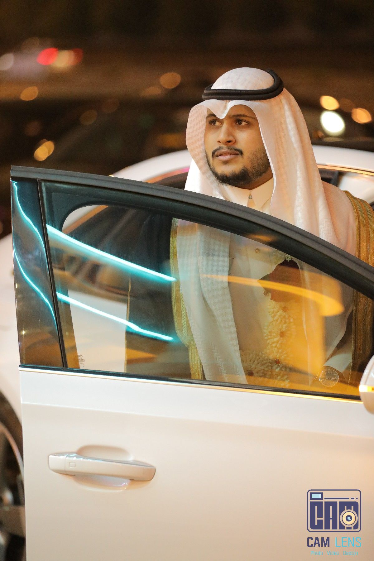 زواج: أحمد مدبش