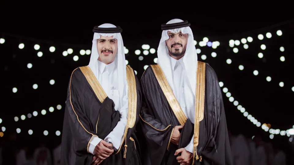 زواج: حسين و خالد عسيري